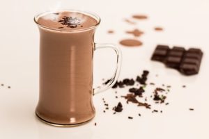 Eine Tasse heißer Schokolade